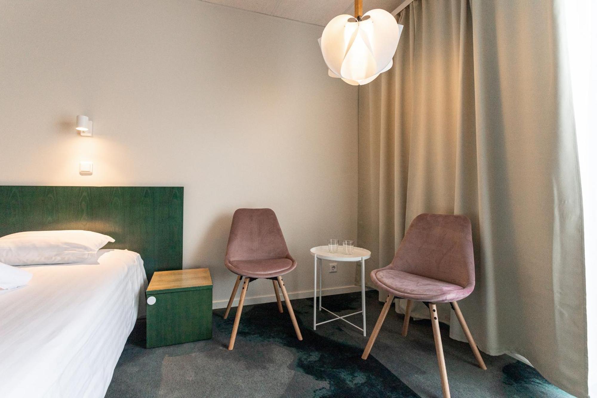 Meri Seaside Hotel & Spa กูรัซซาเร ภายนอก รูปภาพ
