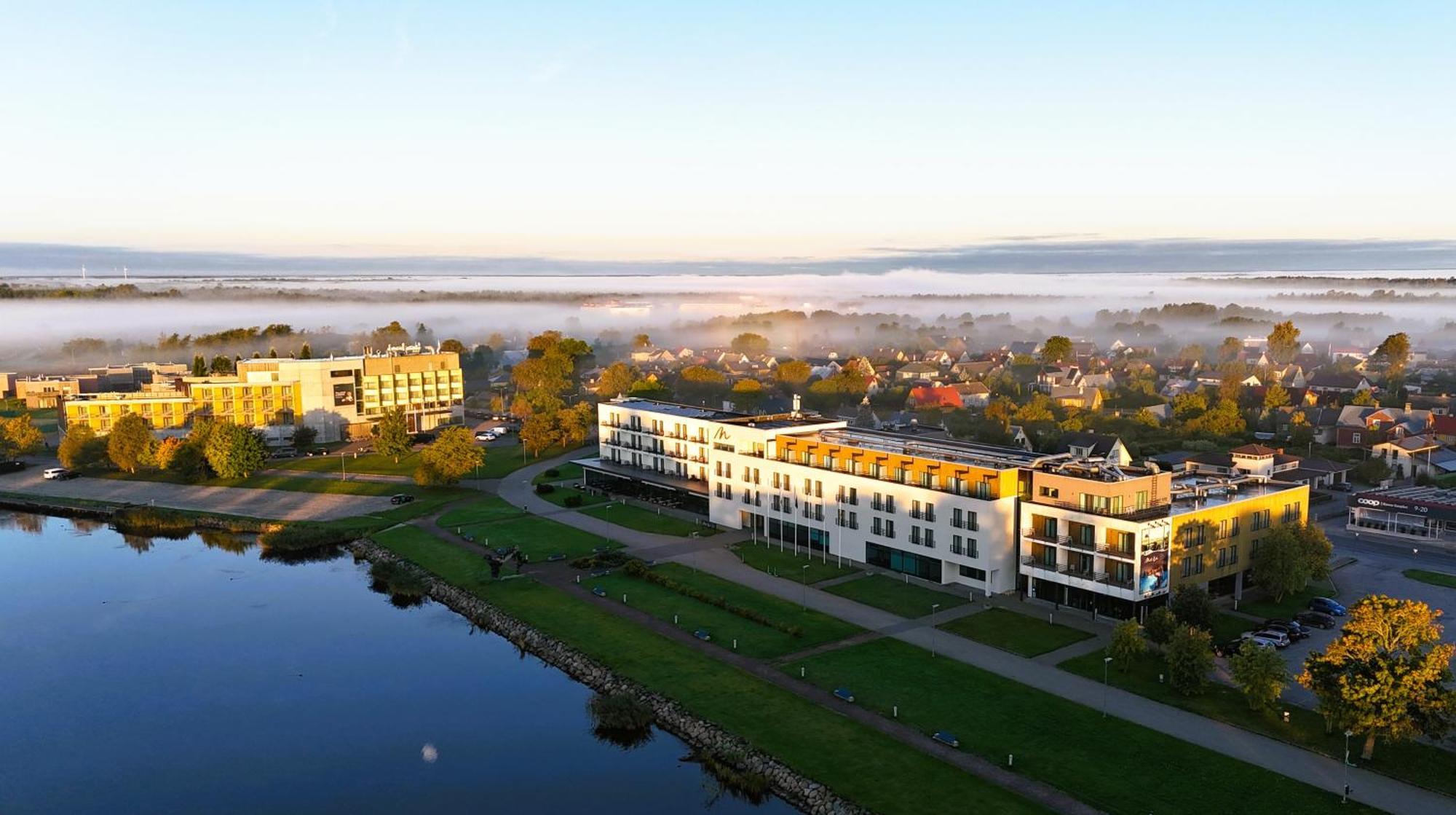 Meri Seaside Hotel & Spa กูรัซซาเร ภายนอก รูปภาพ